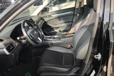 Honda Accord 2018, 72400 км, за 14354 USD - фото 17