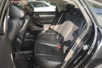 Honda Accord 2018, 72400 км, за 14354 USD - фото 20