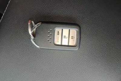 Honda Accord 2018, 72400 км, за 14354 USD - фото 23