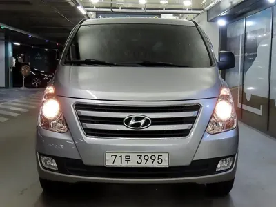Hyundai Starex 2017, 105464 км, за 8153.76 USD - фото 2