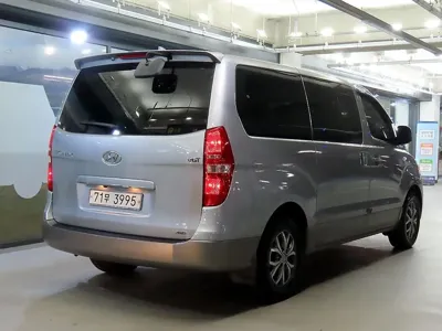 Hyundai Starex 2017, 105464 км, за 8153.76 USD - фото 4