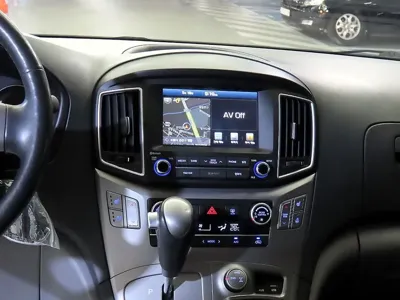 Hyundai Starex 2017, 105464 км, за 8153.76 USD - фото 11