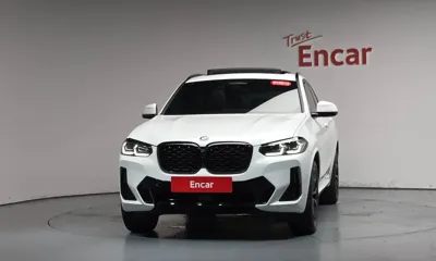 BMW X4 2025, 5219 км, за 53420.22 USD