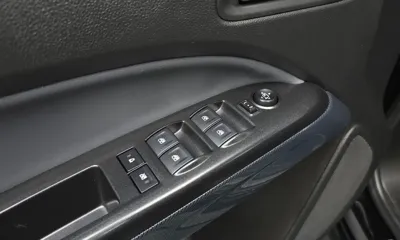 ChevroletGMDaewoo Colorado 2021, 31410 км, за 19892.08 USD - фото 28