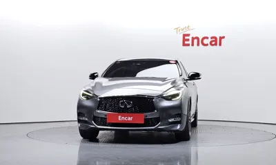 Infiniti Q30 2017, 78029 км, за 6695.7 USD