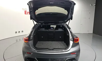 Infiniti Q30 2017, 78029 км, за 6695.7 USD - фото 20
