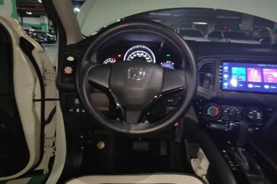 Honda Vezel 2020, 39200 км, за 15951 USD - фото 9