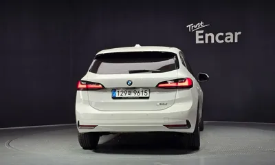 BMW 2-Series 2025, 7564 км, за 23959.56 USD