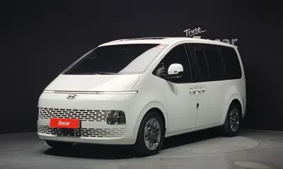 Hyundai Staria