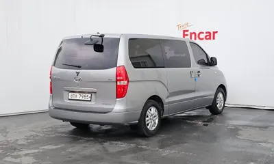 Hyundai Starex 2017, 220022 км, за 3966.16 USD