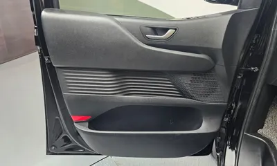 Hyundai Staria 2022, 12767 км, за 16807.83 USD - фото 24
