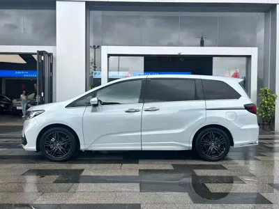 Honda Odyssey 2022, 38000 км, за 24101.95 USD