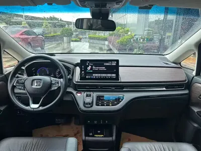 Honda Odyssey 2022, 38000 км, за 24101.95 USD - фото 15