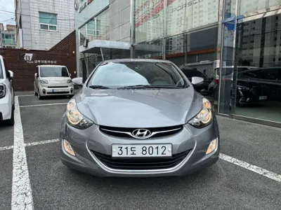Hyundai Avante 2012, 43050 км, за 3060.49 USD