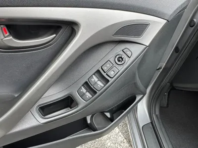 Hyundai Avante 2012, 43050 км, за 3060.49 USD - фото 12