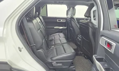 Ford Explorer 2020, 77188 км, за 16511.4 USD - фото 12