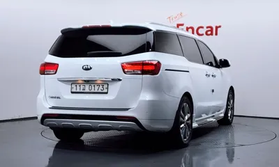 Kia Canival 2017, 117121 км, за 8125.85 USD