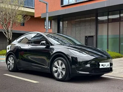 Tesla Model Y 2023, 64300 км, за 22424.52 USD