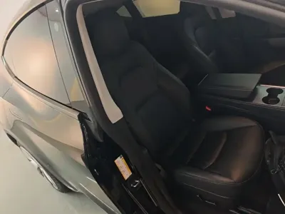 Tesla Model Y 2023, 64300 км, за 22488.01 USD - фото 25