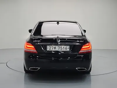 Hyundai Equus 2015, 114793 км, за 9706.85 USD