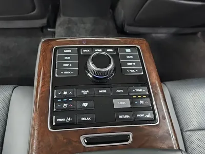 Hyundai Equus 2015, 114793 км, за 9706.85 USD - фото 15