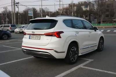 Hyundai Santafe 2023, 39908 км, за 28609.18 USD
