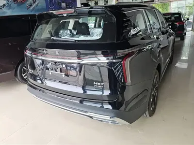 Hongqi Hongqi HS7 PHEV 2026, 100 км, за 24900.89 USD