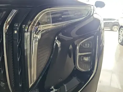 Hongqi Hongqi HS7 PHEV 2026, 100 км, за 24900.89 USD