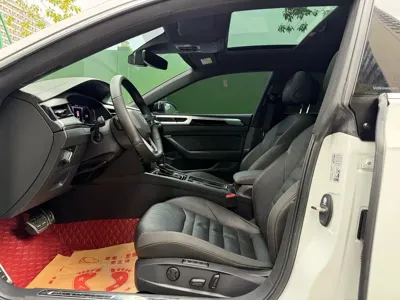 Volkswagen CC 2022, 48000 км, за 17346.9 USD - фото 7