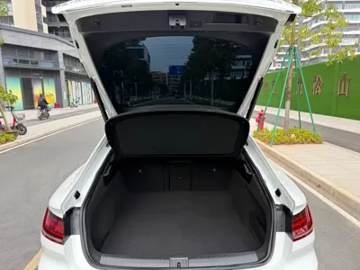 Volkswagen CC 2022, 48000 км, за 17346.9 USD - фото 8