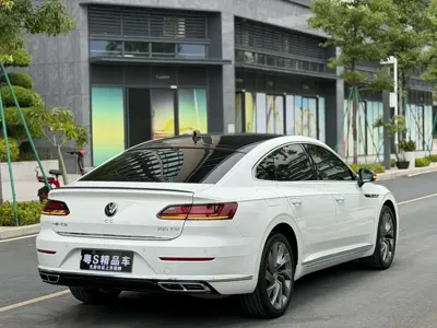 Volkswagen CC 2022, 48000 км, за 17346.9 USD - фото 9