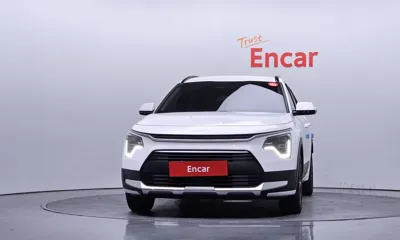 Kia Niro 2026, 4222 км, за 20021.01 USD