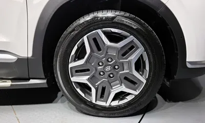 Hyundai Santafe 2022, 61030 км, за 19450.97 USD
