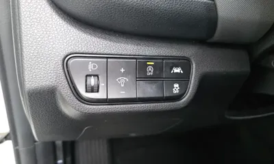 Kia Seltos 2022, 77531 км, за 10737.77 USD - фото 20