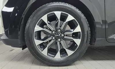 Kia Canival 2023, 49625 км, за 17395.3 USD