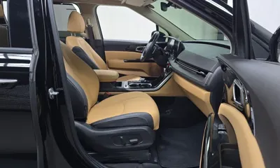 Kia Canival 2023, 49625 км, за 17395.3 USD - фото 26
