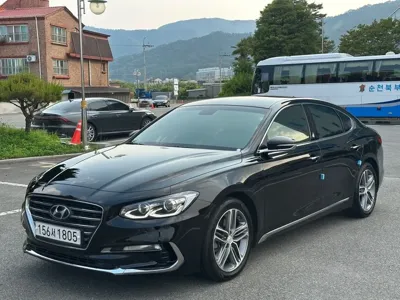 Hyundai Grandeur 2018, 87500 км, за 9051.24 USD