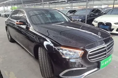 Mercedes-Benz E-Class 2023, 26900 км, за 44827 USD