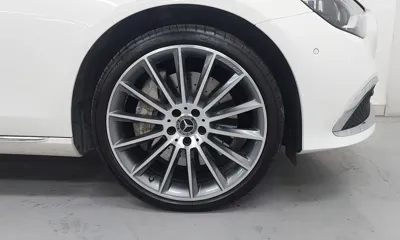 Mercedes-Benz E-Class 2023, 52023 км, за 40728.44 USD