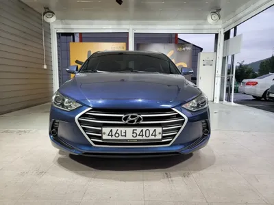 Hyundai Avante 2018, 55930 км, за 7469.6 USD