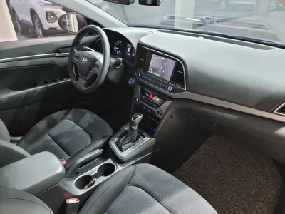 Hyundai Avante 2018, 55930 км, за 7417.62 USD - фото 7