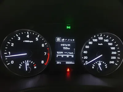 Hyundai Avante 2018, 55930 км, за 7417.62 USD - фото 8