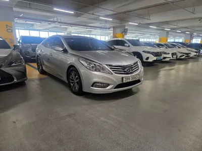 Hyundai Grandeur 2012, 137216 км, за 3451.19 USD