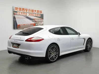 Porsche Panamera 2012, 110000 км, за 10284.51 USD
