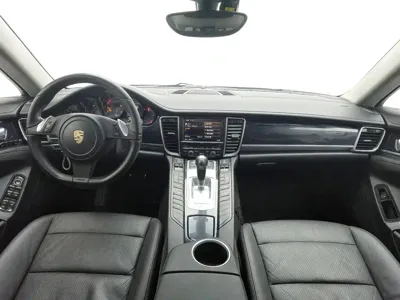Porsche Panamera 2012, 110000 км, за 10284.51 USD