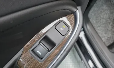 ChevroletGMDaewoo Malibu 2018, 48413 км, за 7159.74 USD - фото 18
