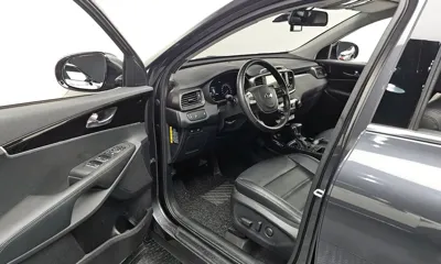 Kia Sorento 2018, 75809 км, за 11205.22 USD - фото 10