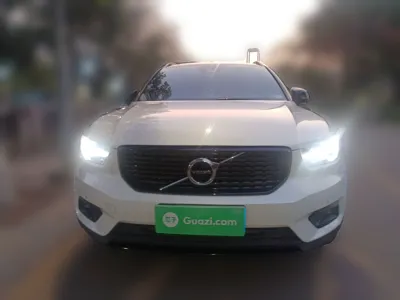 Volvo XC40 2021, 119600 км, за 17040 USD - фото 2