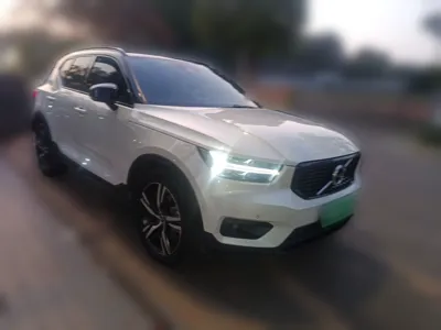 Volvo XC40 2021, 119600 км, за 17040 USD - фото 3