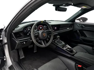 Porsche 911 2026, 2000 км, за 976522.14 USD - фото 20